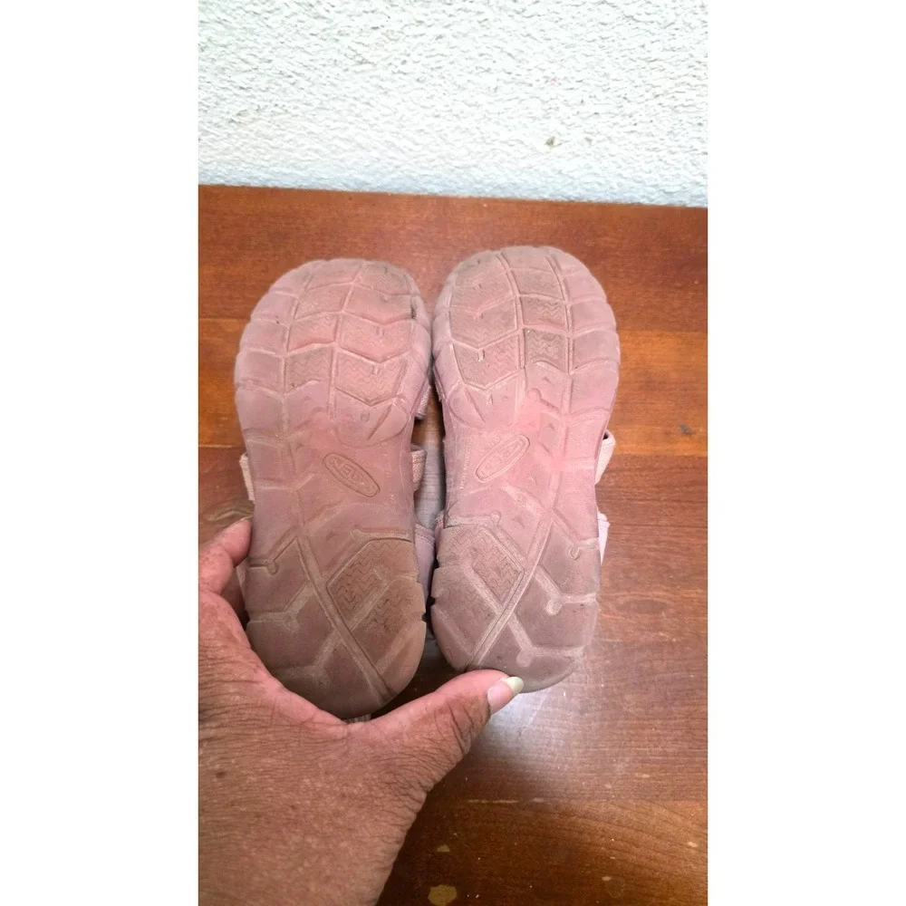 Keen Youth Pink Newport H2 Hiking Camping Beach Sandals Adjustable Straps Size 4